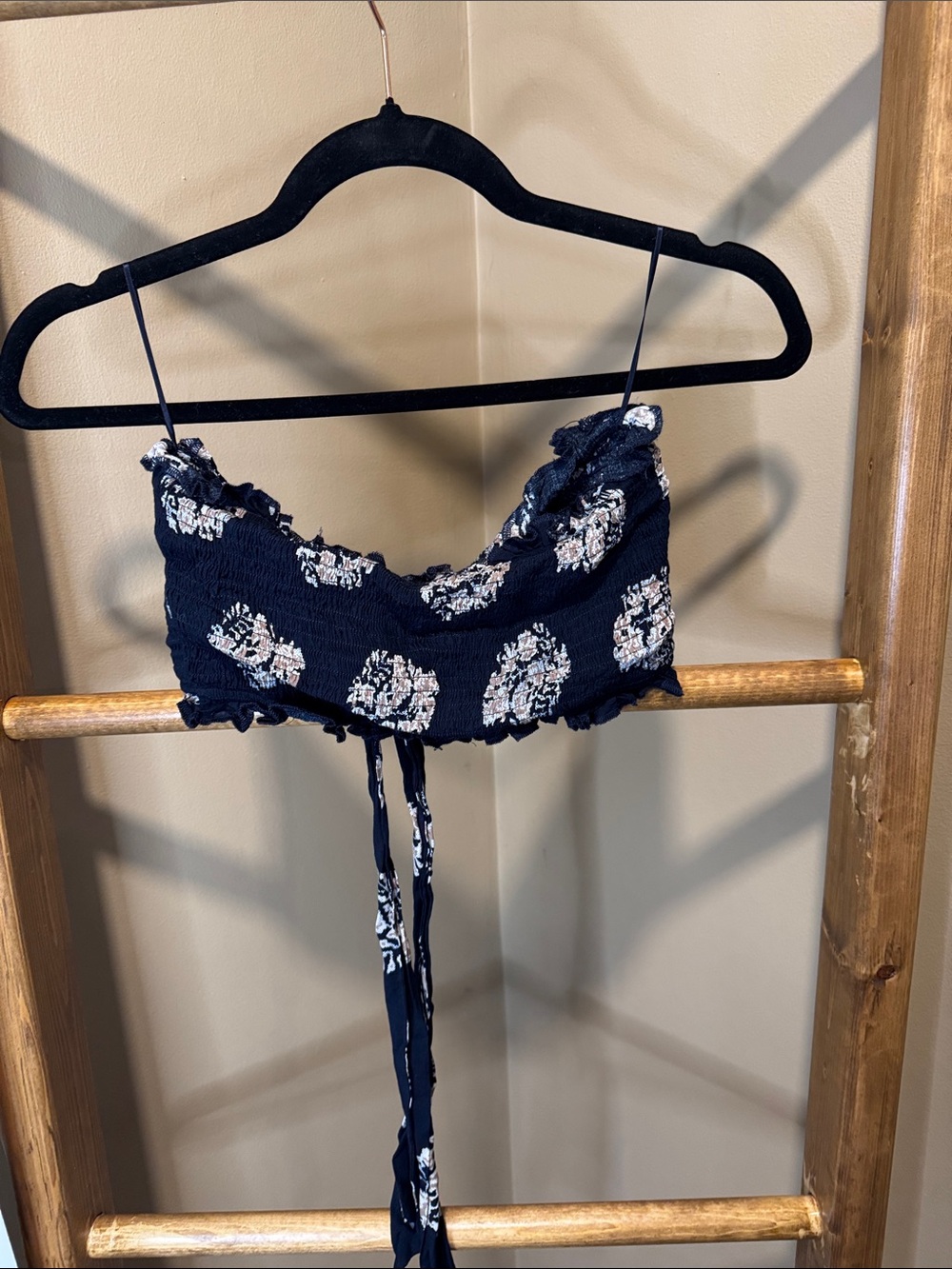 Two piece set - Picture 2 of 4